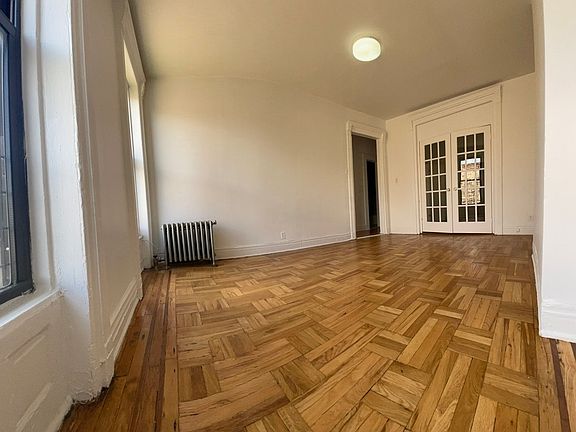 4th image of 411 Greene Ave #3C