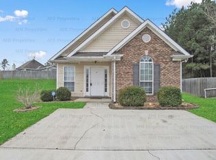 161 Mayfair Ln, Calera, AL 35040