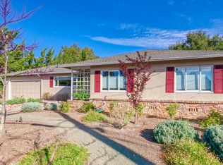355 Cuesta Dr, Los Altos, CA 94024