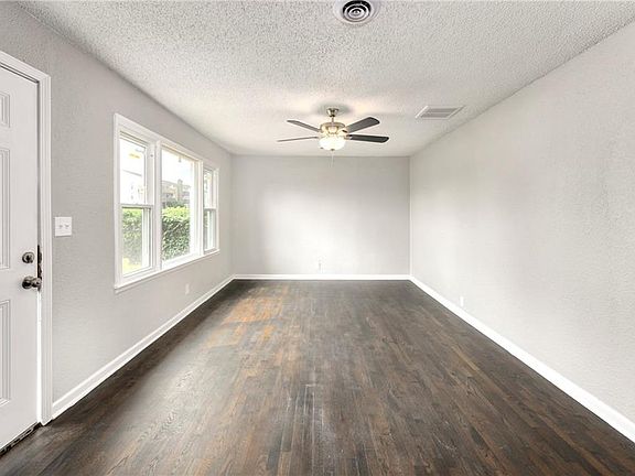 5th image of 3804 E 93rd St