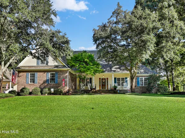 302 Pecan Court, Hampstead, NC 28443