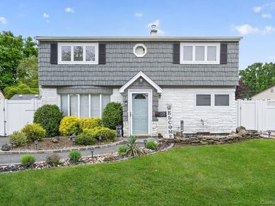 1438 Harding Street, Bellmore, NY, 11710