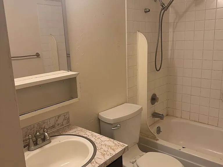 5040 E St #21 — Photo 9