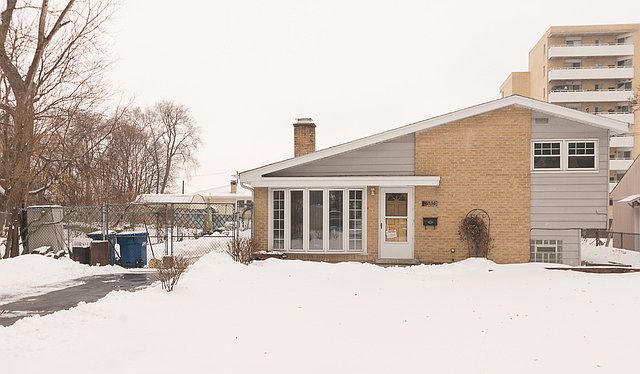 1st image of 10530 Diversey Ave