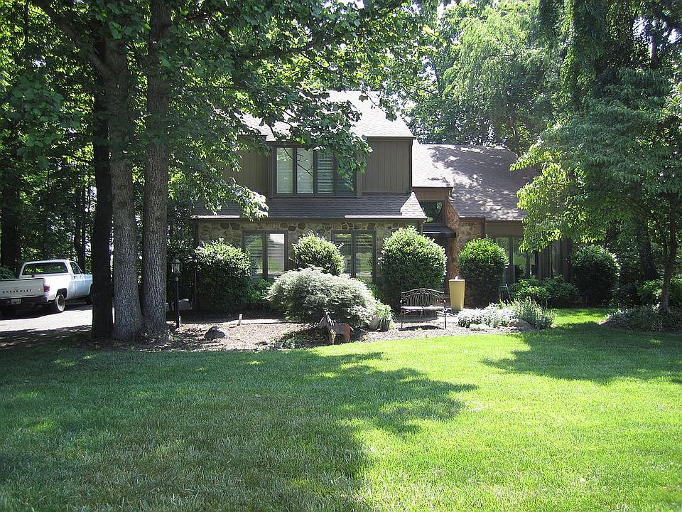 1st image of 5727 Salisbury Dr