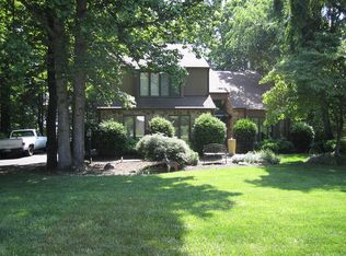 5727 Salisbury Dr, Roanoke, VA 24018