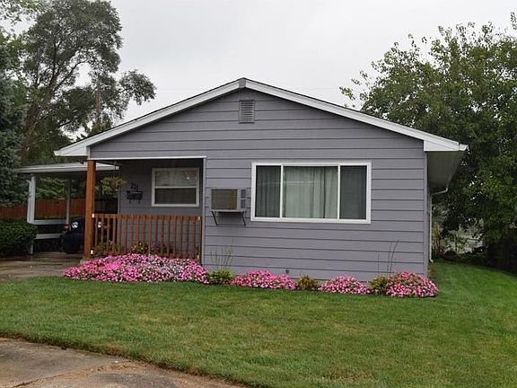 Home is located at the back of a cul-de-sac which provides extra privacy in addition to a nice safe area for the kids to ride there bikes in. Home is surrounded by other well maintained properties.