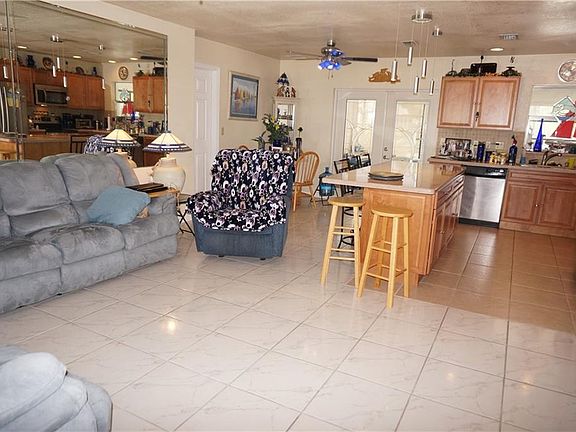 5th image of 4558 Herman Cir