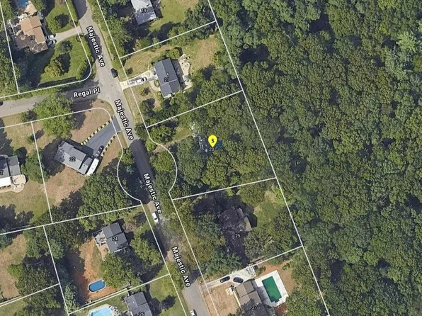 23 Majestic Ave, Lincroft, NJ 07738