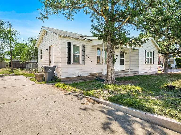4219 S Washington St — Photo 1