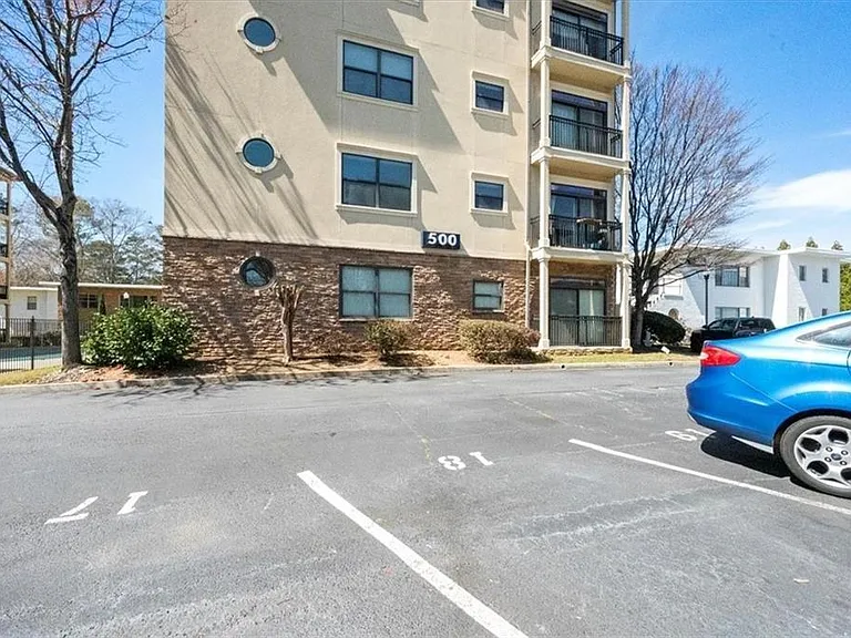 2230 Cheshire Bridge Rd NE #504 — Photo 31