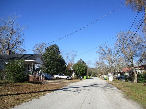 4th image of 1705 Greensboro St
