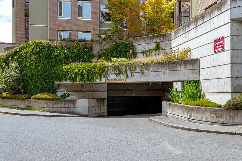Victoria Apartment for rent - 2 Bedrooms — photo 34