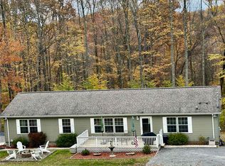 761 Flag Run Rd, Grafton, WV 26354