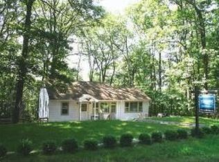 4 Danfred St, Danbury, CT 06810
