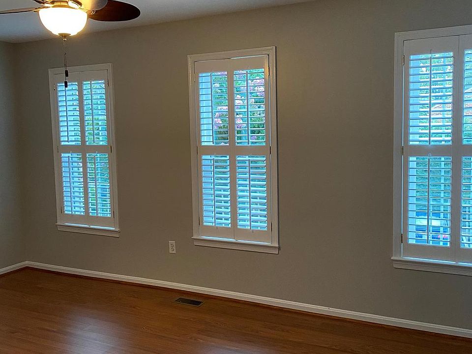 2nd image of 1316 Chetworth Ct