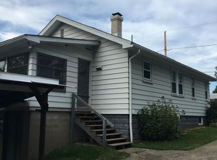 605 Hillcrest Ave, Beaver Falls, PA 15010