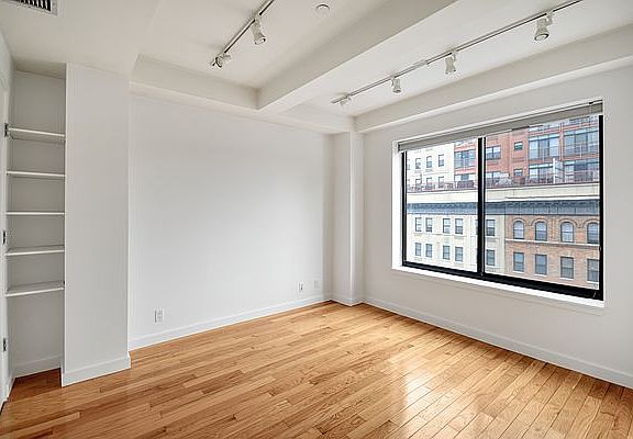 5th image of 2101 Fredrick Douglass Blvd #6A