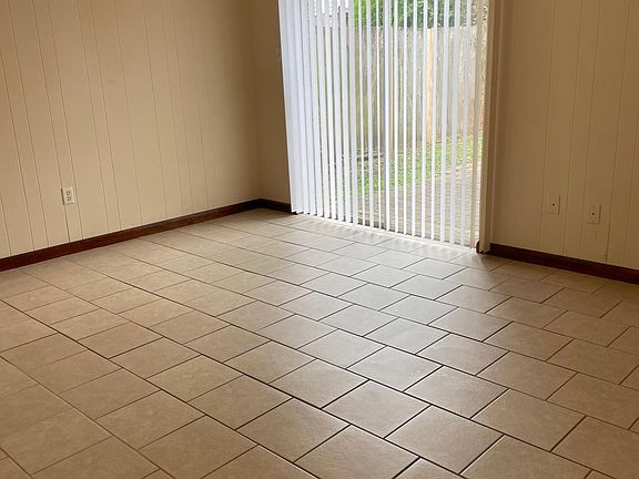 3rd image of 4723 W Metairie Ave
