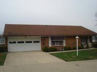 2933 Avery Cir, Springfield, OH 45503
