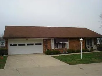 2933 Avery Cir photo 1