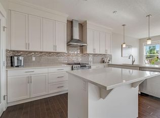198 Mahogany Pass SE, Calgary, AB T3M 2J7