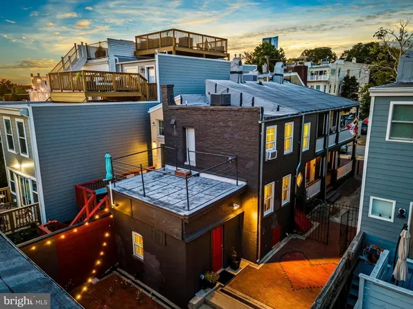 337 E Hamburg St, Baltimore, MD 21230
