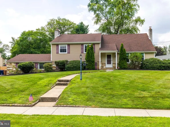 1625 Aidenn Lair Rd, Dresher, PA 19025