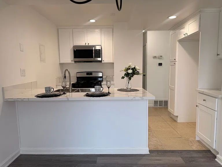 2255 Cahuilla St #78 — Photo 1