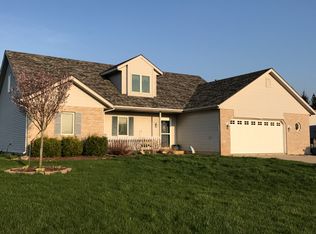 18809 Amstutz Rd, Auburn, IN 46706