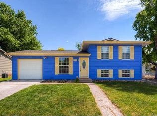 10446 W Lambuth Pl, Lakewood, CO 80235