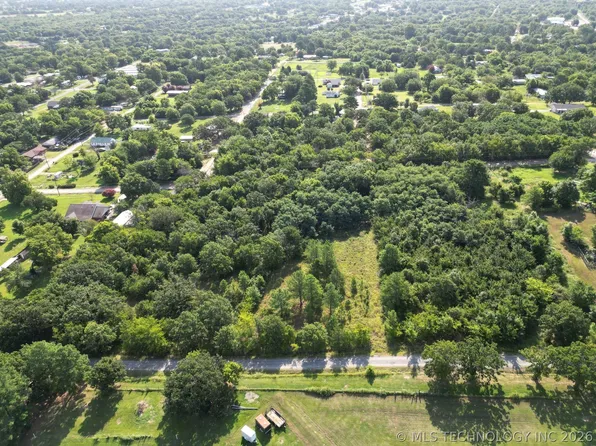 Walcott Ave, Haileyville, OK 74546
