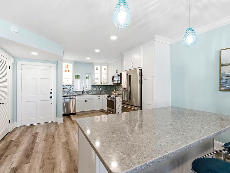 4950 Gulf Blvd #608 — Photo 12