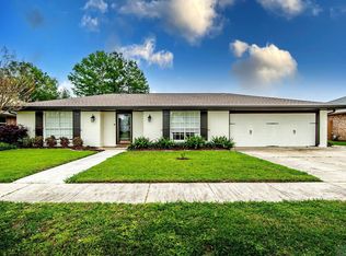 105 Nederland Dr, Houma, LA 70360