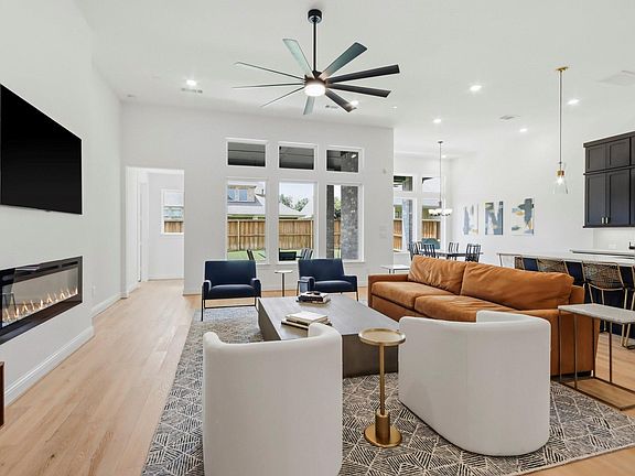 5th image of 28338 Sterling Oak Dr