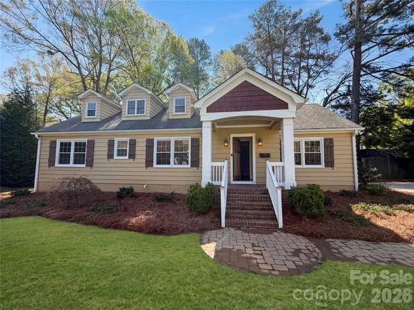 4467 Woodlark Ln, Charlotte, NC 28211