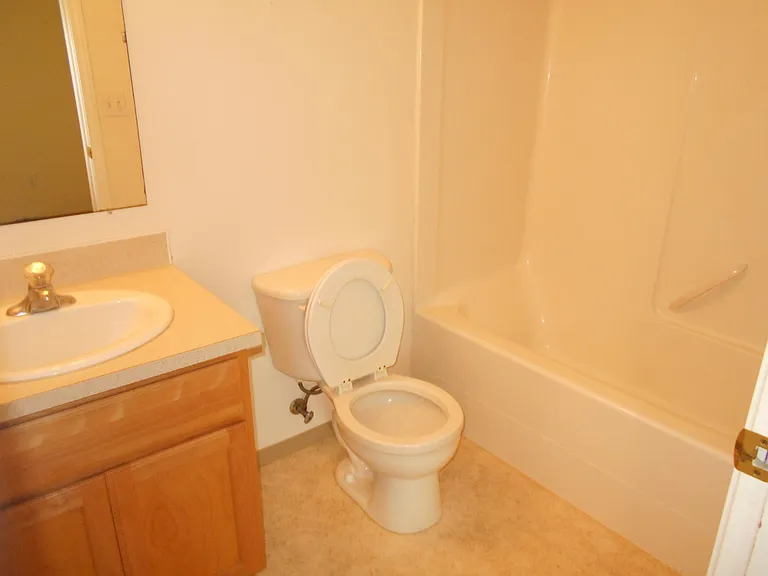 2950 E Palouse River Dr — Photo 18