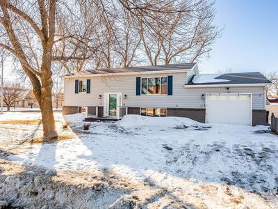 620 Sukut St, West Fargo, ND, 58078