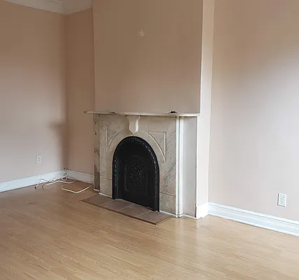 Rented by RR Gowanus LLC | media 32