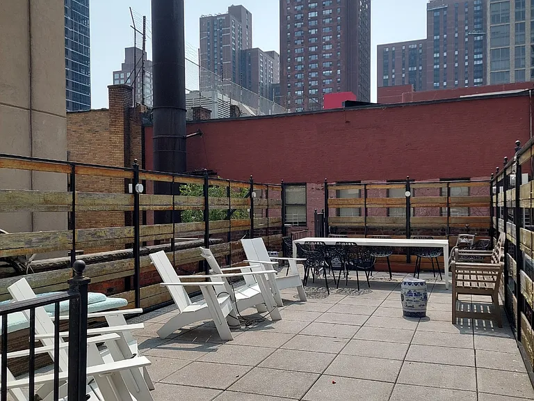 210 E 95th St #3C — Photo 21