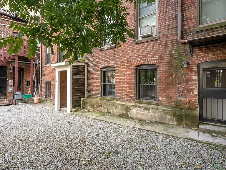 166 F St #1 — Photo 13