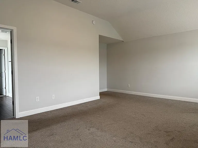 345 McClelland Loop NE — Photo 30
