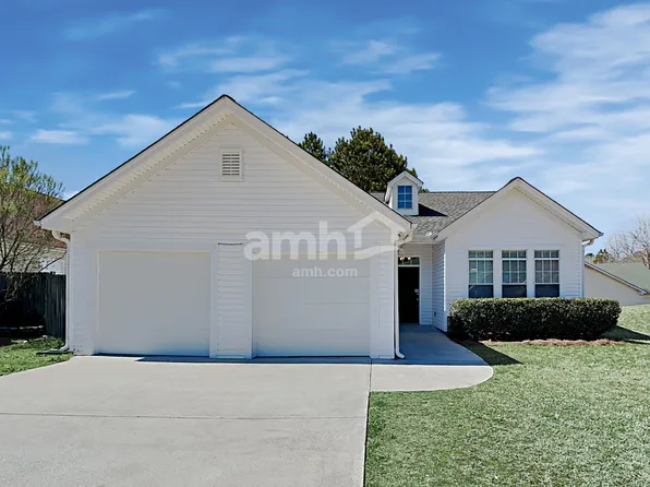39 Camden Way, Fairburn, GA 30213