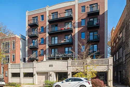 815 N Marshfield Ave #403 Photo 1