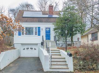 40 Fitzrandolph Rd, West Orange, NJ 07052