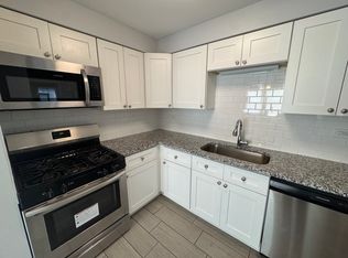 8545 Arnold St #2N, River Grove, IL 60171