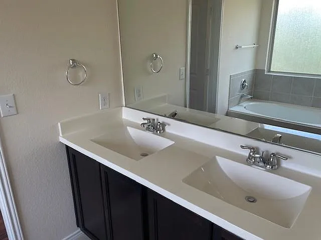 10201 Gertrudis Loop — Photo 17