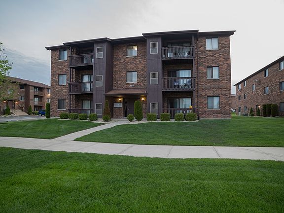 2nd image of 15712 Peggy Ln APT 6