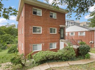 1321 S Rolfe St APT 1, Arlington, VA 22204