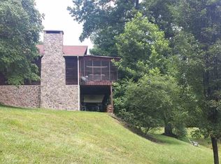 209 Elizabeth St #A, Lenoir, NC 28645